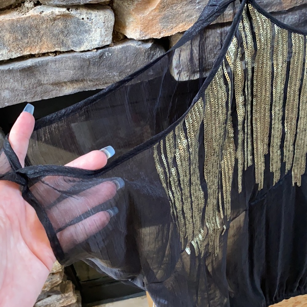 Beautiful hand embellished blouse - Picture 2 of 5
